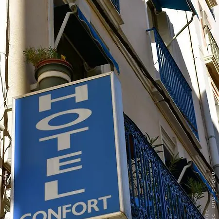 Отель Confort 3*