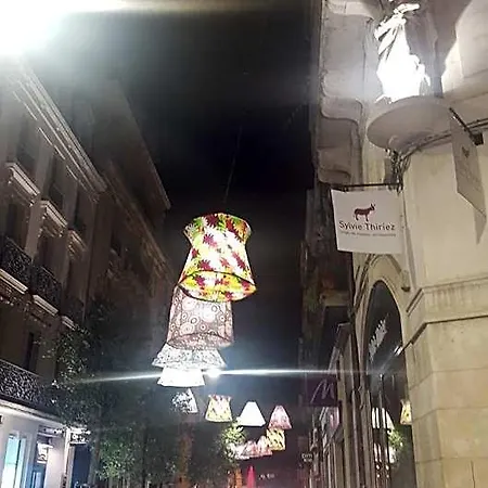 Confort Μπεζιέ