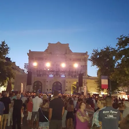 Ξενοδοχείο Confort